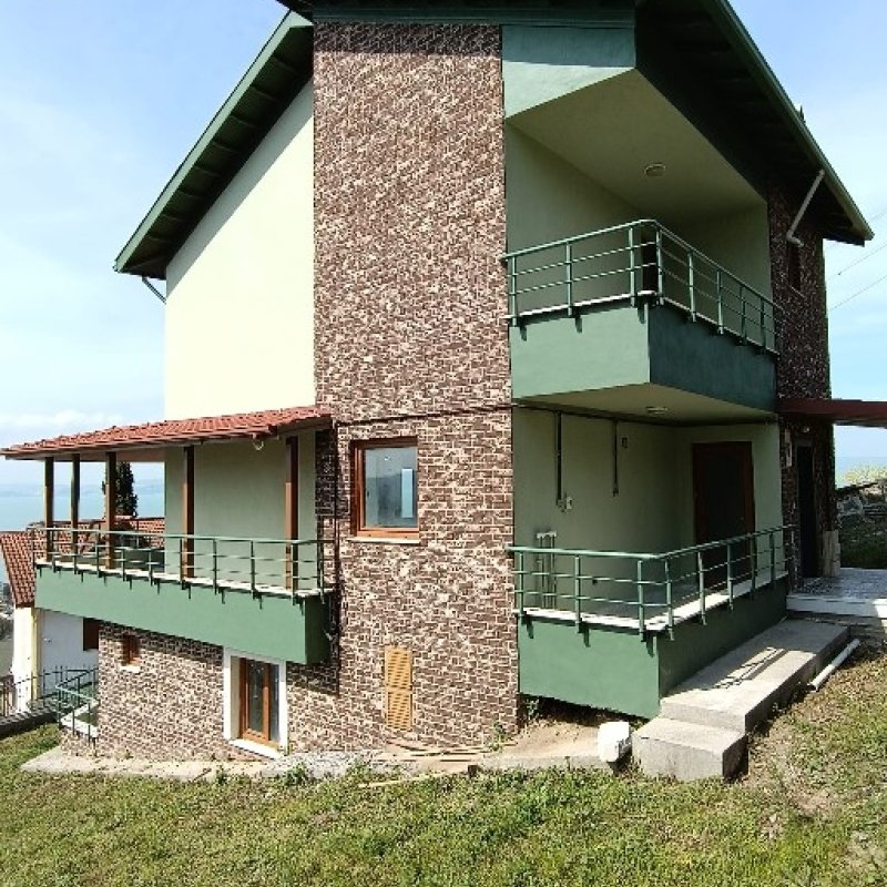 Karamürsel'de Huzurlu Yaşam için Satılık Villa